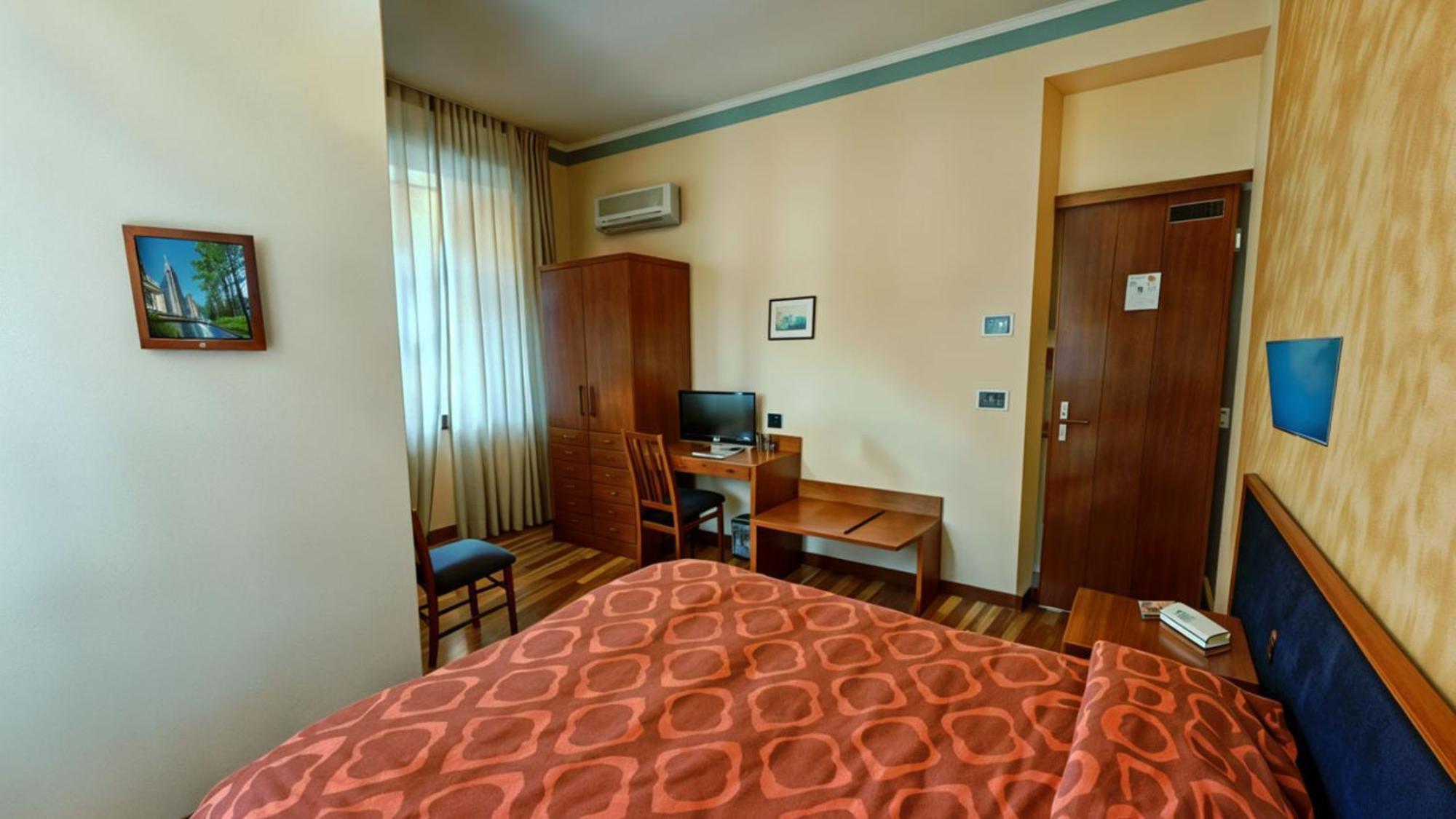 Hotel Nazionale Μπολσένα Εξωτερικό φωτογραφία